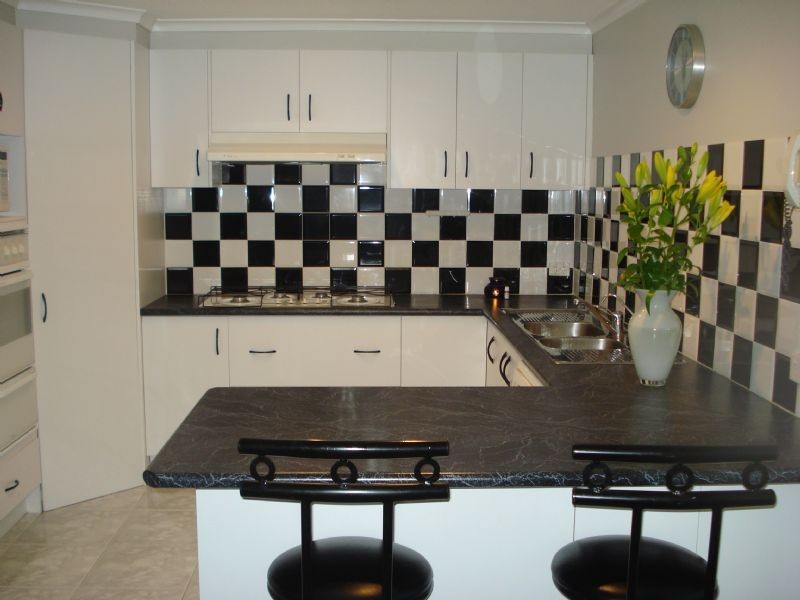 4/20 Burton Avenue, Clayton VIC 3168