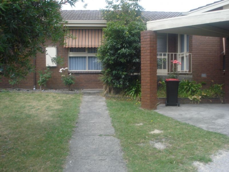 11 Miranda Close, Clayton South VIC 3169