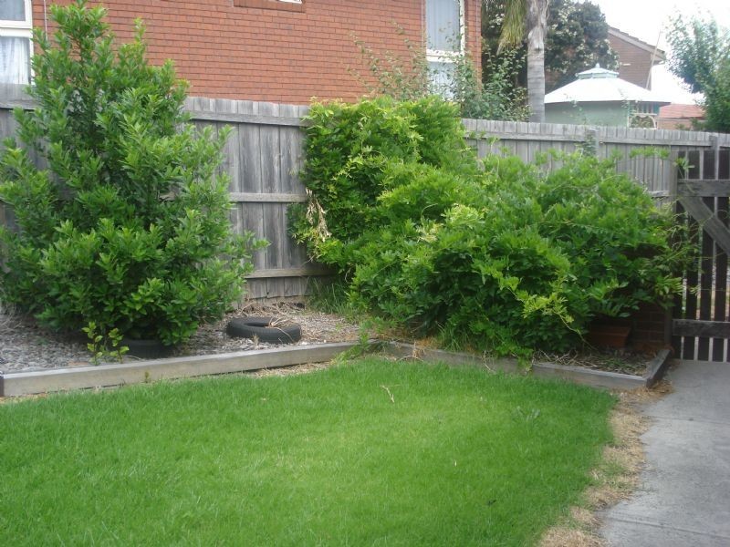 11 Miranda Close, Clayton South VIC 3169