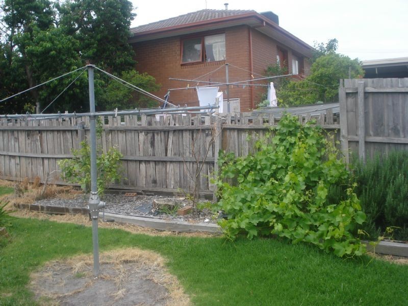 11 Miranda Close, Clayton South VIC 3169