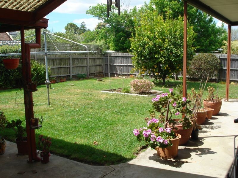 32 Arunta Crescent, Clayton South VIC 3169