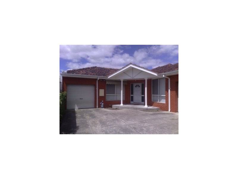 2/66 Harlington Street, Clayton VIC 3168