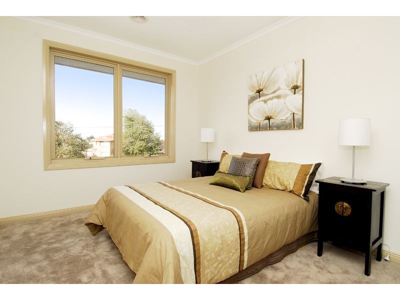27 Francis Street, Clayton VIC 3168