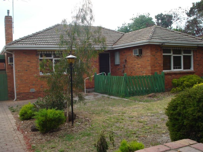 12 Melaleuca Drive, Clarinda VIC 3169