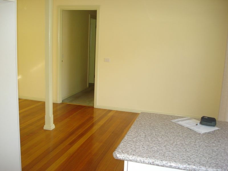 2/23 Springs Road, Clarinda VIC 3169