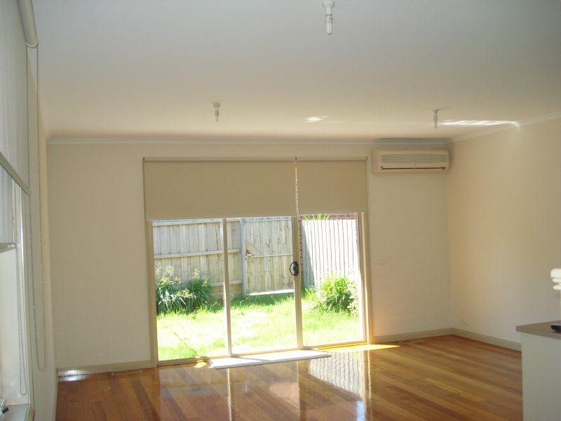 1/27 Francis Street, Clayton VIC 3168