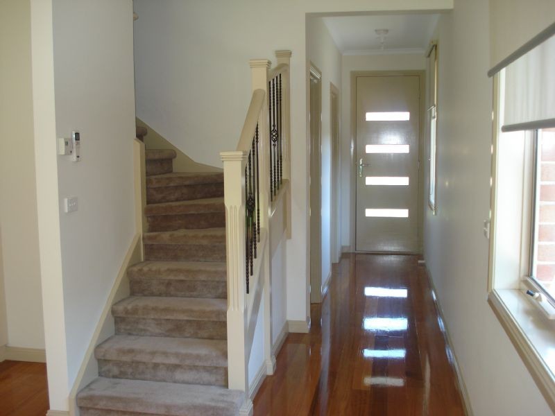 1/27 Francis Street, Clayton VIC 3168