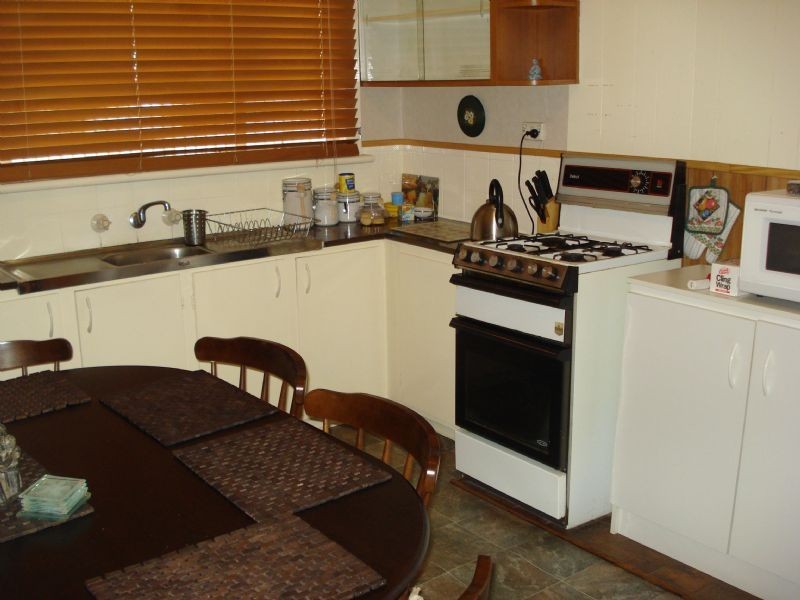 25 Newcomen Road, Springvale VIC 3171