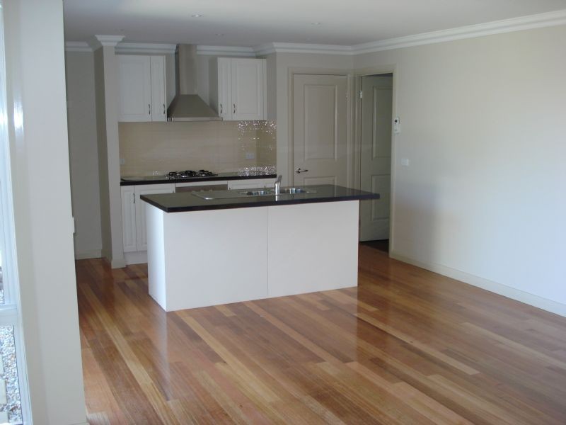 2/60 View Street, Clayton VIC 3168