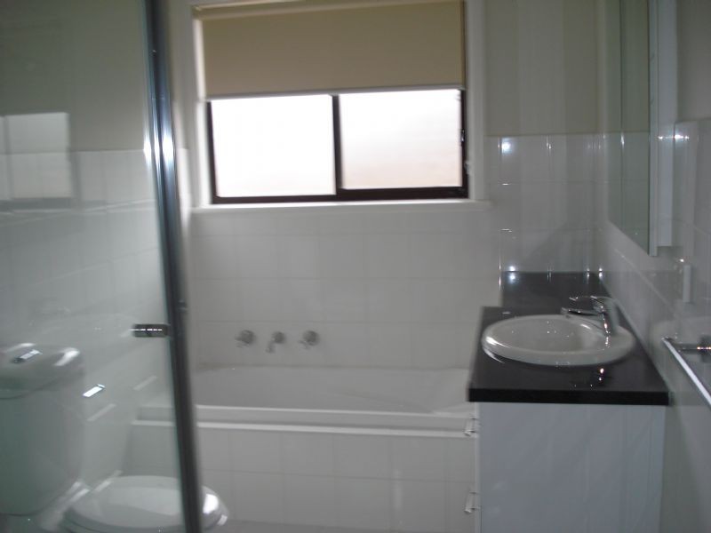 1/15 Gordon Ave, Oakleigh East VIC 3166