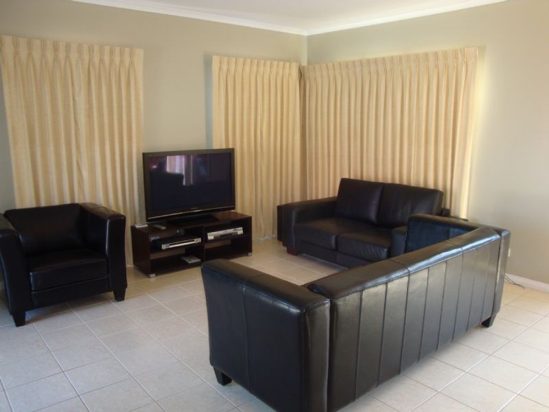 2/18 Elder St, Clarinda VIC 3169