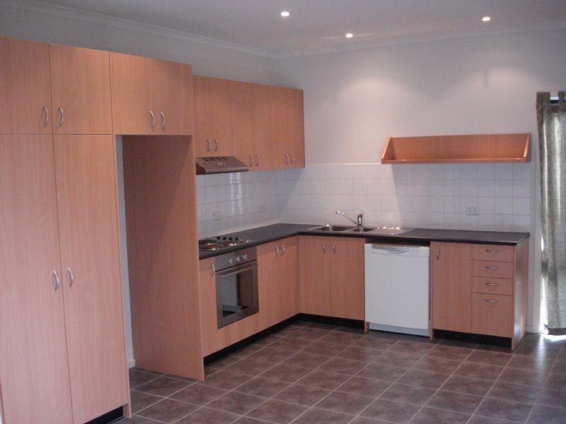 30/1 EUCALYPTUS MEWS, Clayton VIC 3168