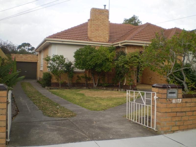 29 Warland Road, Hampton East VIC 3188