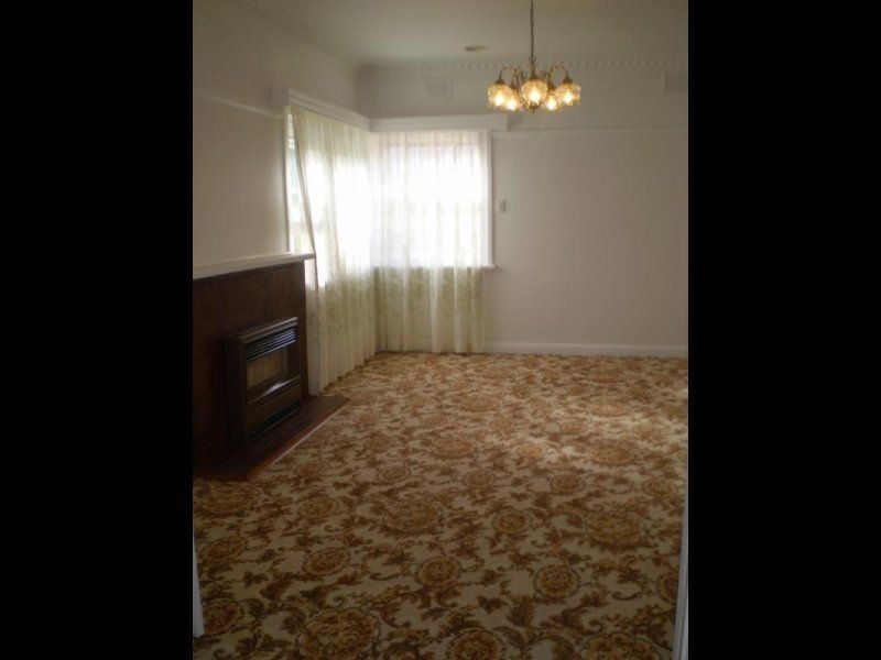 29 Warland Road, Hampton East VIC 3188