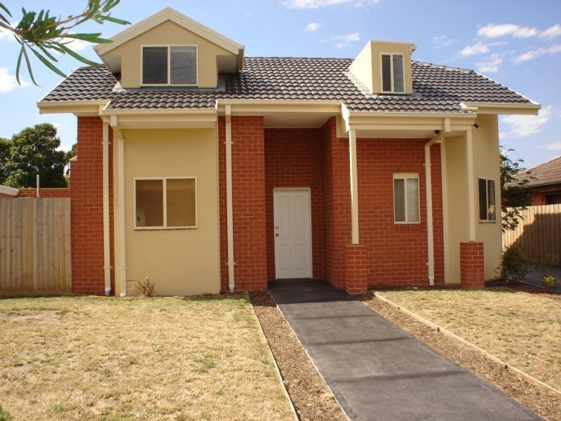 Room 4, 1/17 Dennis Street, Clayton VIC 3168