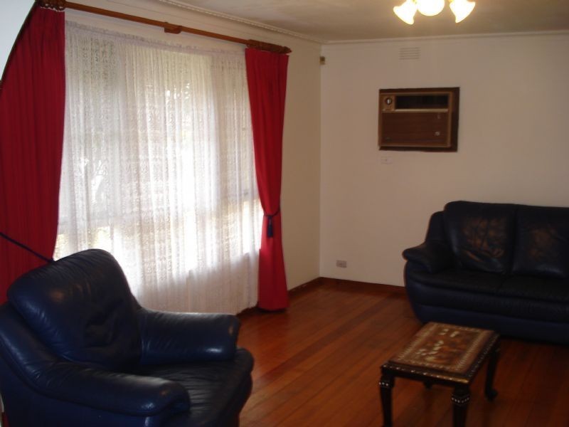 9 MURPHY STREET, Clarinda VIC 3169