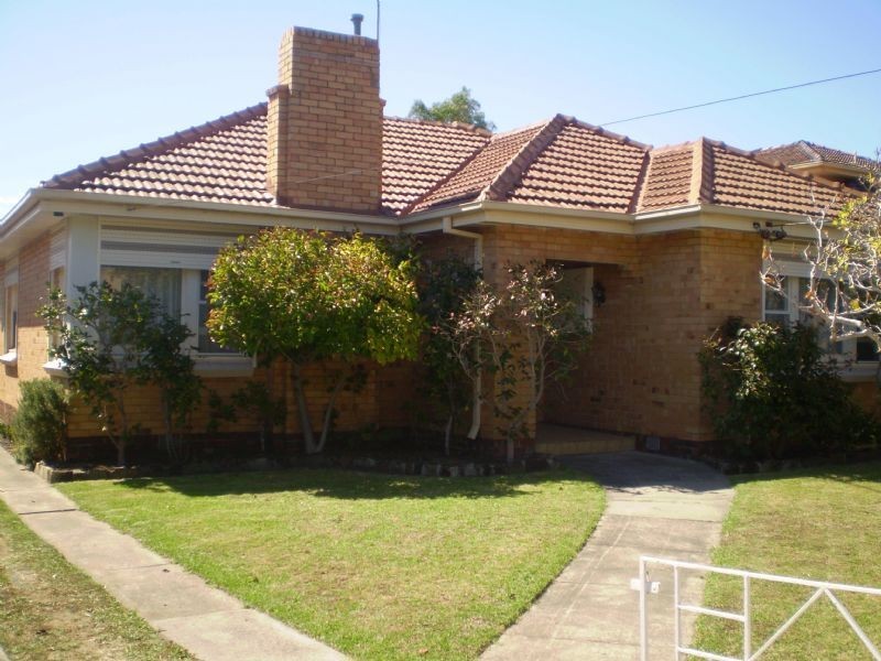 29 Warland Road, Hampton East VIC 3188