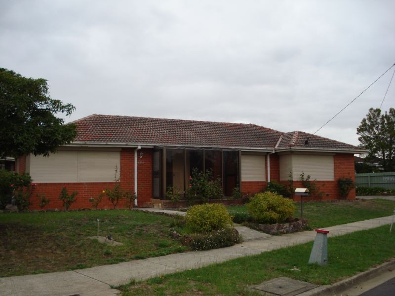 38 Glengariff Drive, Mulgrave VIC 3170