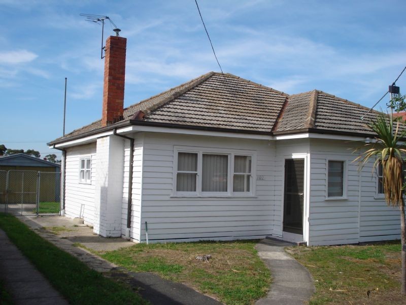 102 Kanooka Grove, Clayton VIC 3168