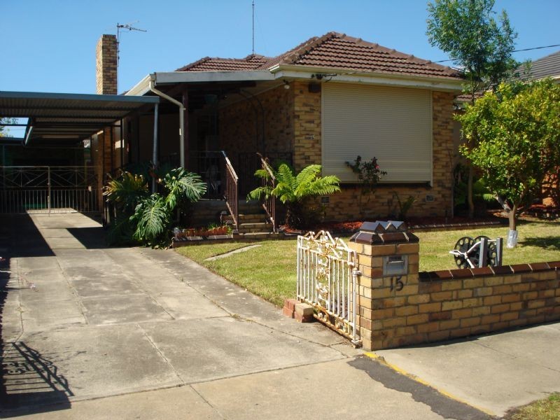 15 Bristol Street, Bentleigh East VIC 3165