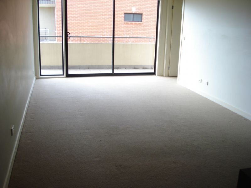 12/1 Greenfield Drive, Clayton VIC 3168