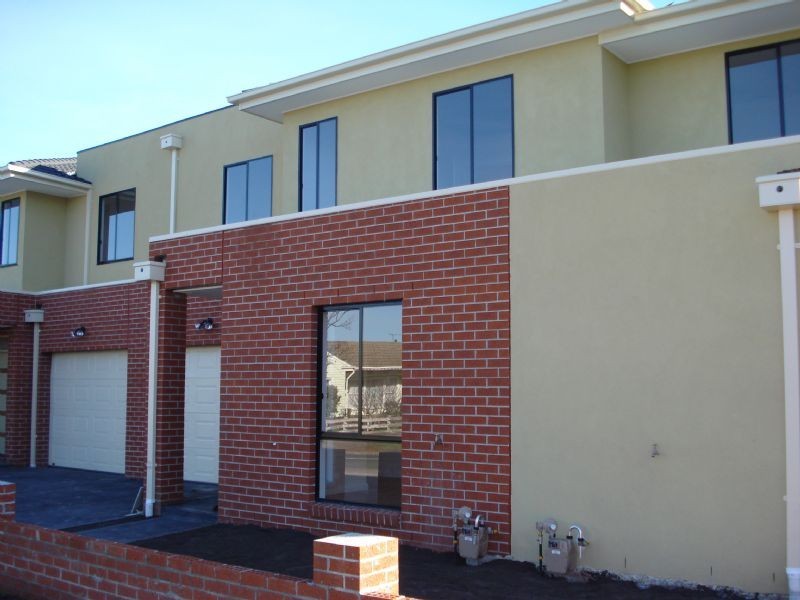 2/472 Haughton Road, Clayton South VIC 3169