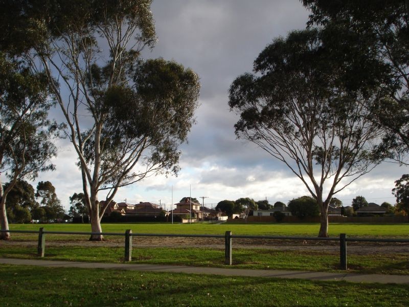 4/7-9 Seascape Street, Clayton VIC 3168