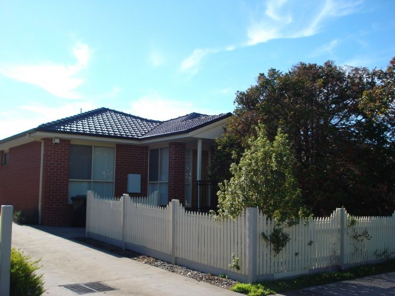 1/9 Fortuna Street, Clayton VIC 3168