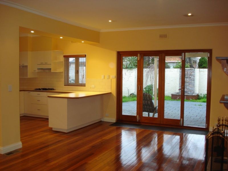 1/13 Huntingdon Road, Bentleigh East VIC 3165