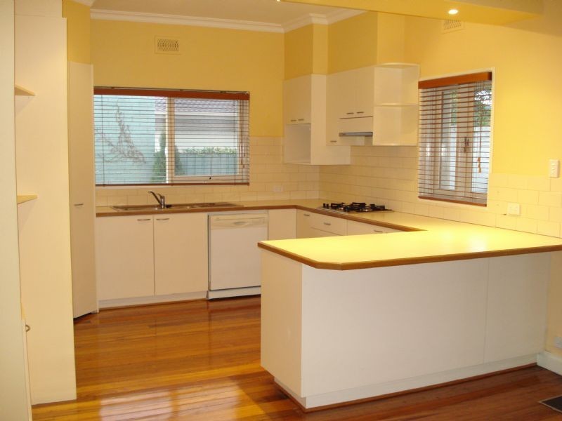 1/13 Huntingdon Road, Bentleigh East VIC 3165