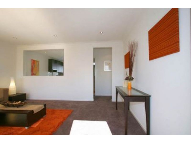 4/18 Wordsworth Avenue, Clayton South VIC 3169