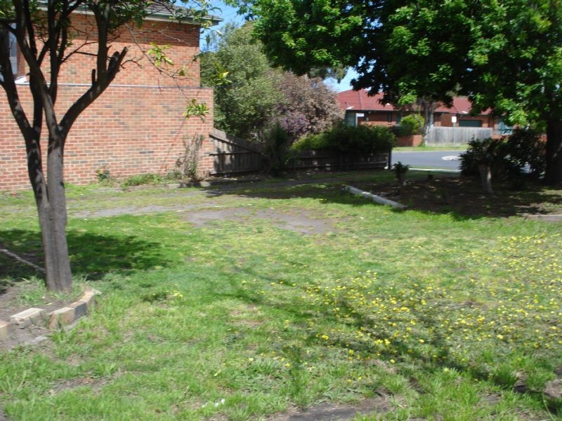 8 Panorama Street, Clayton VIC 3168