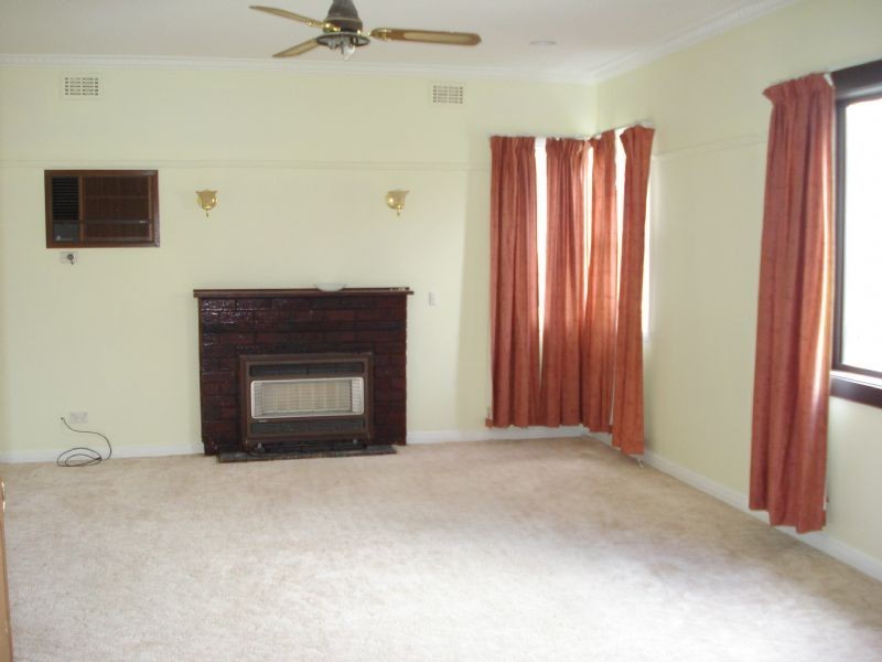 27 Newport Road, Clayton South VIC 3169