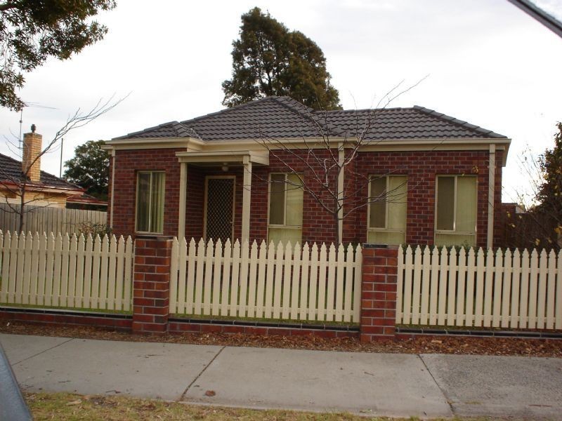 79B Madeleine Road, Clayton VIC 3168