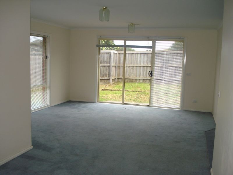 10/41-49 Tully Road, Clayton South VIC 3169