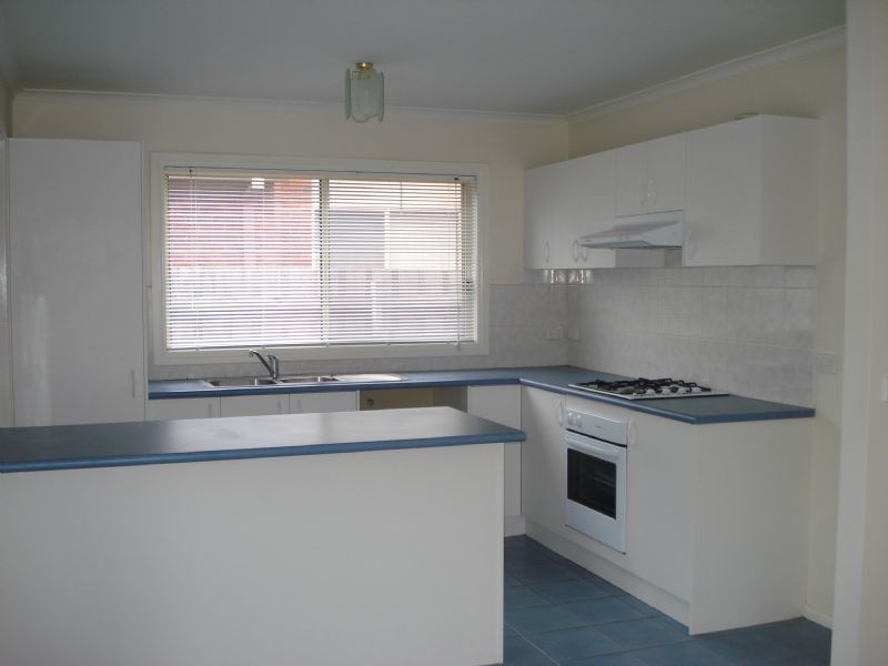 10/41-49 Tully Road, Clayton South VIC 3169