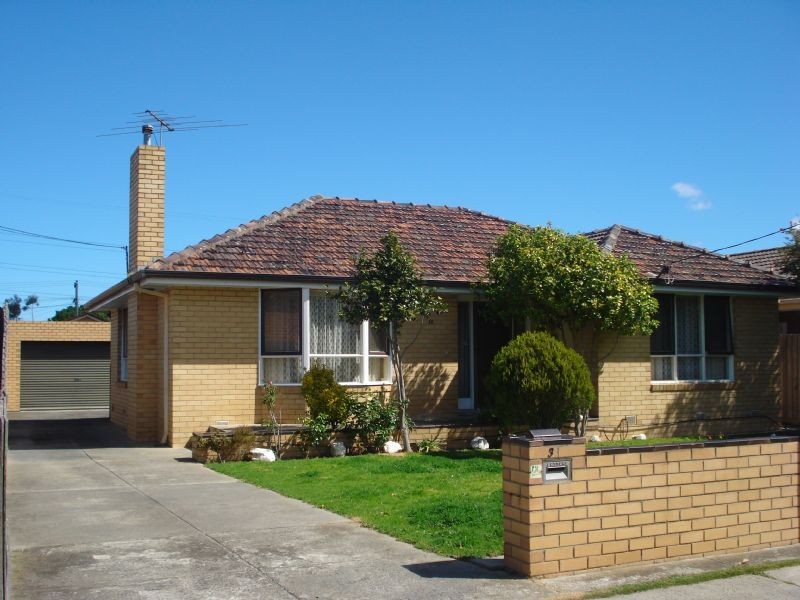 36 Ester Crescent, Clayton South VIC 3169