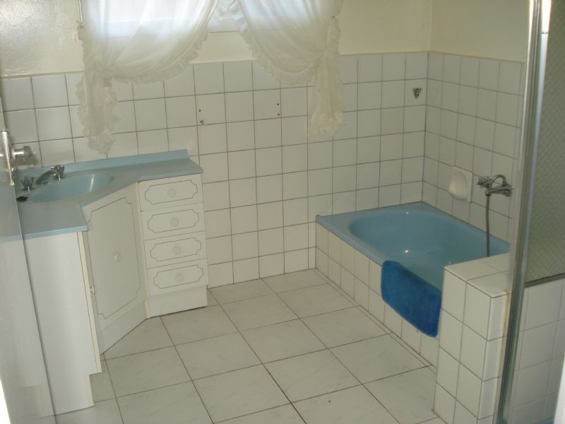 36 Ester Crescent, Clayton South VIC 3169