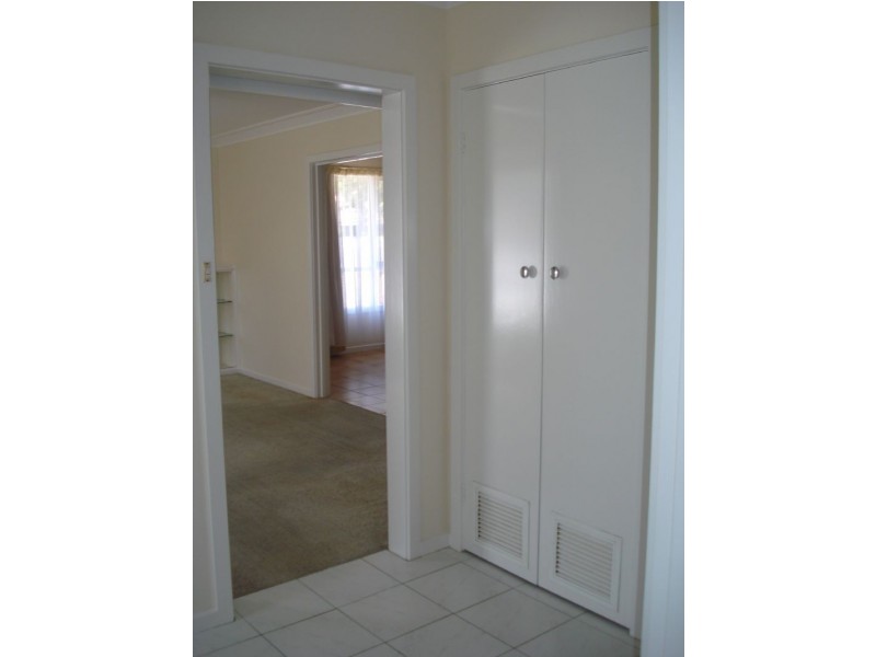 36 Ester Crescent, Clayton South VIC 3169