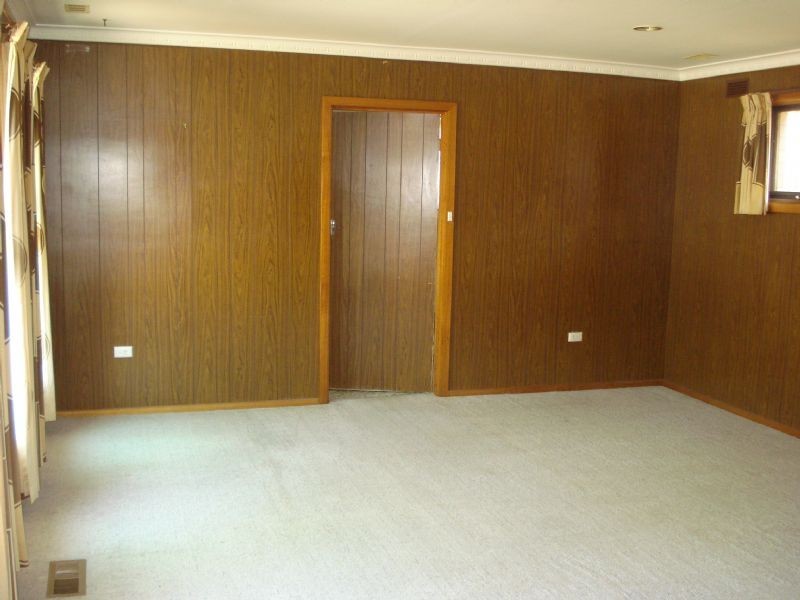 36 Ester Crescent, Clayton South VIC 3169