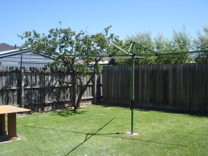 36 Ester Crescent, Clayton South VIC 3169