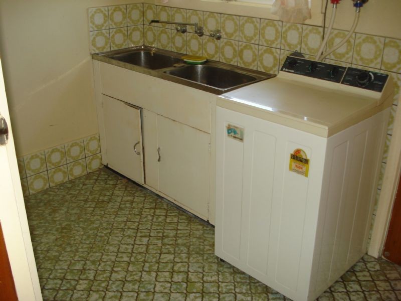 36 Ester Crescent, Clayton South VIC 3169