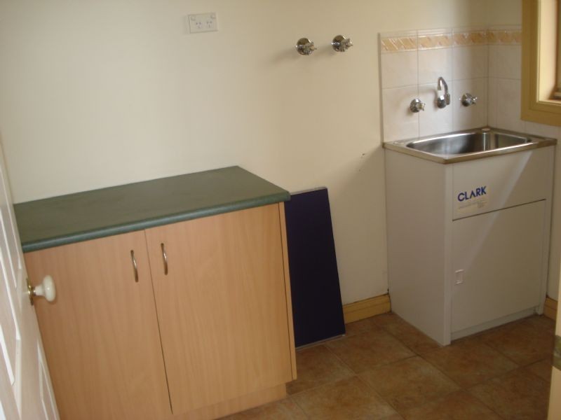 2/6 Irwin Street, Clayton VIC 3168