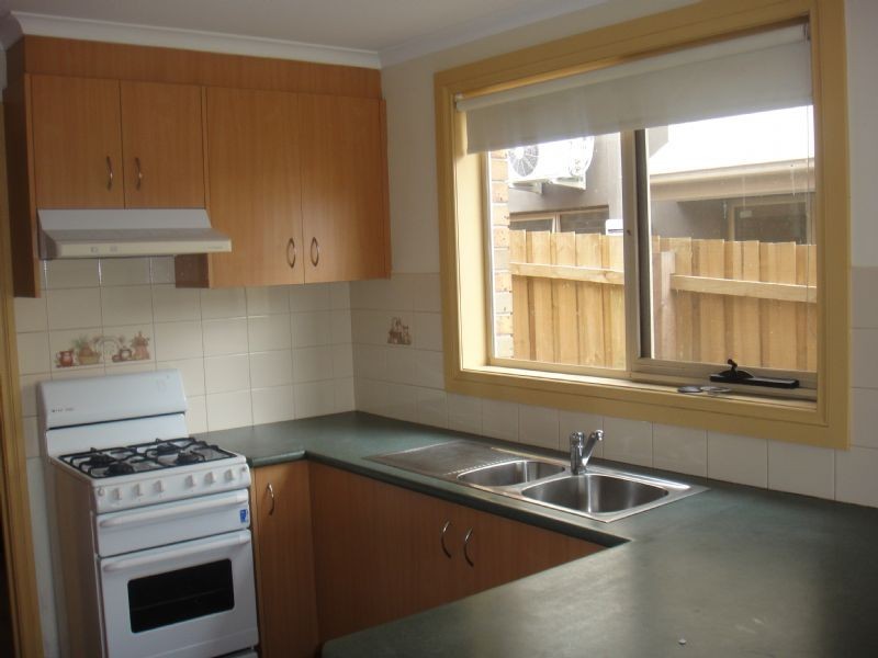 2/6 Irwin Street, Clayton VIC 3168