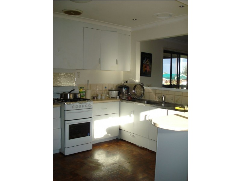 40 Earlwood Drive, Wheelers Hill VIC 3150