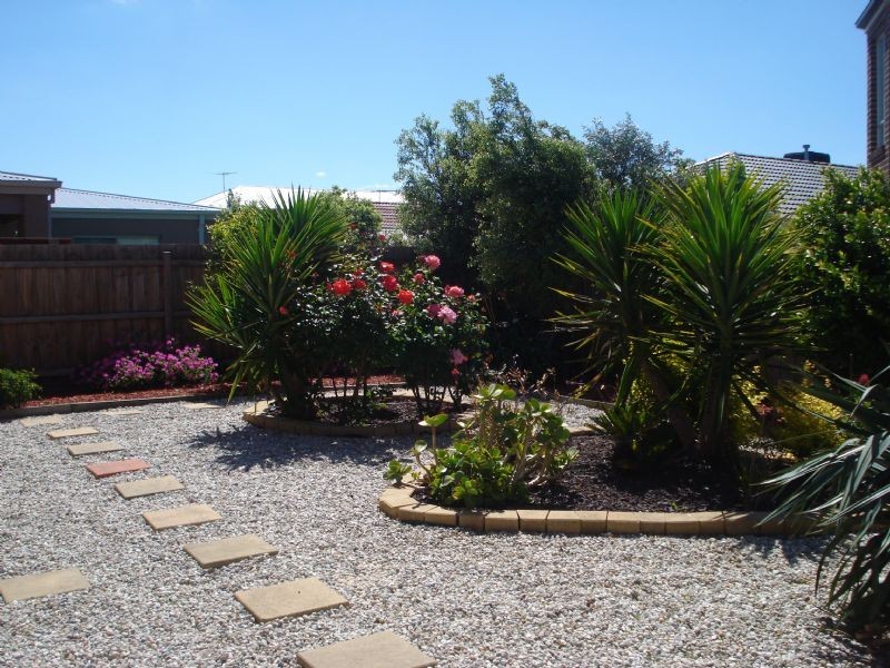 15 Pooley Bridge, Mordialloc VIC 3195