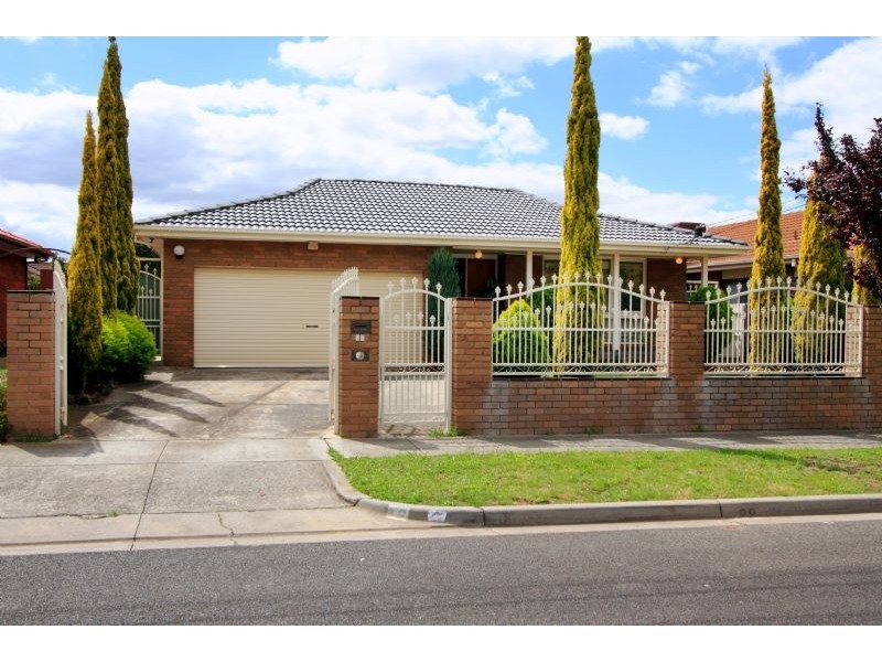 10 Bradley Court, Clarinda VIC 3169