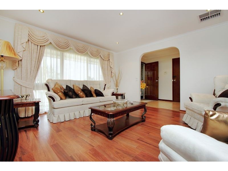 10 Bradley Court, Clarinda VIC 3169