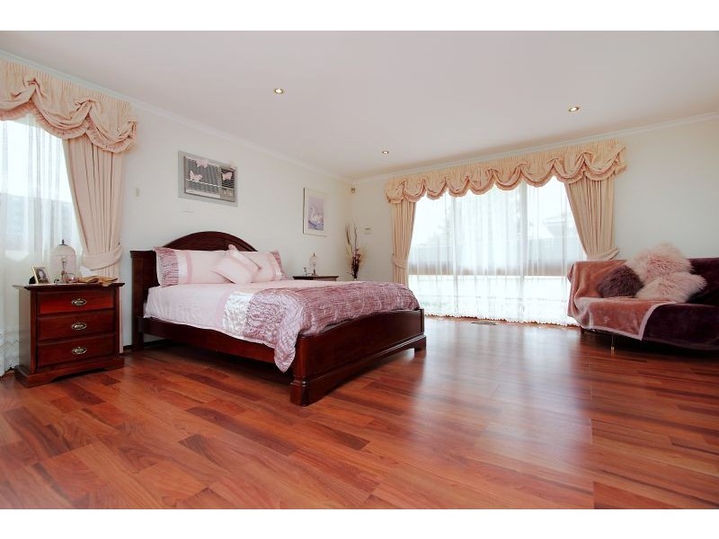 10 Bradley Court, Clarinda VIC 3169