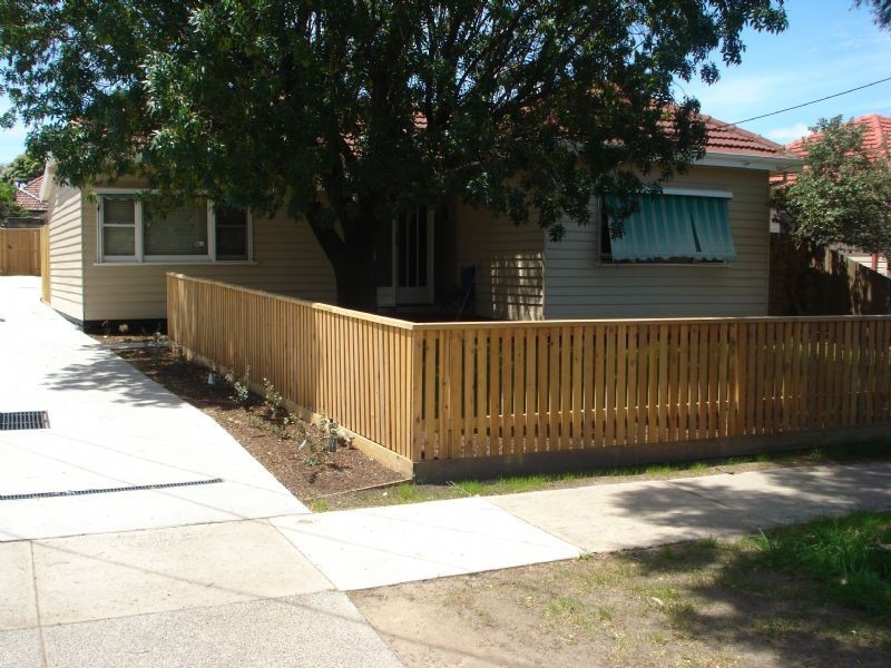 1/3 Second Street, Clayton South VIC 3169